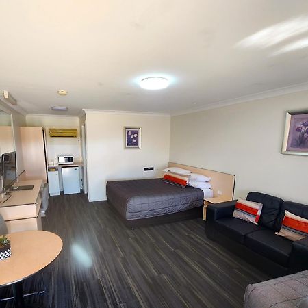 Highway Inn Motel Гей Екстер'єр фото