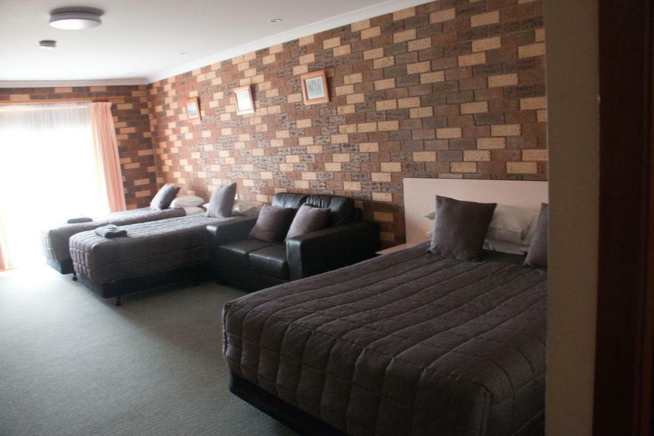 Highway Inn Motel Гей Екстер'єр фото